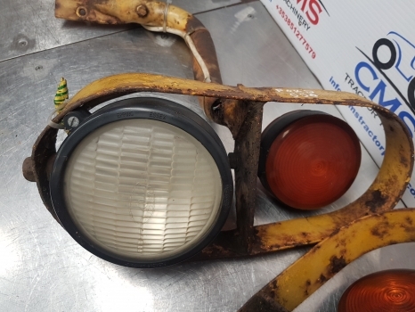 Ford 550, 555, 655 Working Lighs Assembly 83930993, E1nn13n083bc12z - Tuled/ Valgus - Ekskavaator-laadur: pilt 5 Ford 550, 555, 655 Working Lighs Assembly 83930993, E1nn13n083bc12z - Tuled/ Valgus - Ekskavaator-laadur: pilt 5
