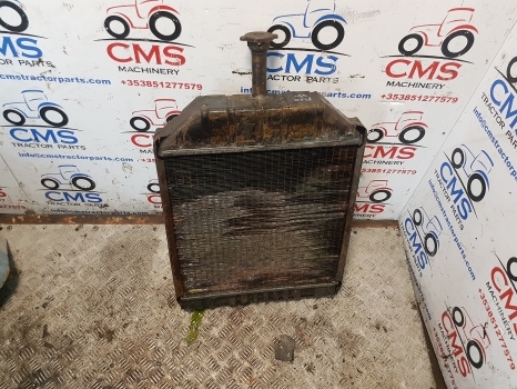 Ford 550, 655, 655a, 555a Radiator E0nn8005ea15l, 83925456 - Radiaator - Ekskavaator-laadur: pilt 3 Ford 550, 655, 655a, 555a Radiator E0nn8005ea15l, 83925456 - Radiaator - Ekskavaator-laadur: pilt 3