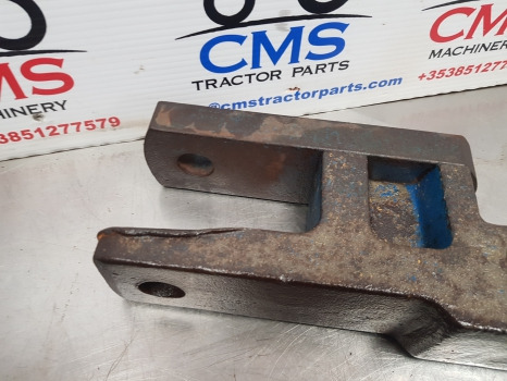 Ford 5610, 6410, 6810, 7610, 7710, 7810, 7910, 8210 Fwd Drawbar E1nne915ab29b - Raam/ Konstruktsioon: pilt 2 Ford 5610, 6410, 6810, 7610, 7710, 7810, 7910, 8210 Fwd Drawbar E1nne915ab29b - Raam/ Konstruktsioon: pilt 2