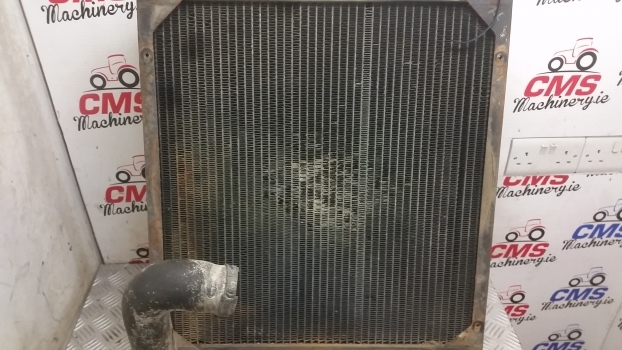 Ford 5640, 6640, 7740 Engine Water Cooling Radiator 82015101, 82010660 - Radiaator - Traktor: pilt 2 Ford 5640, 6640, 7740 Engine Water Cooling Radiator 82015101, 82010660 - Radiaator - Traktor: pilt 2