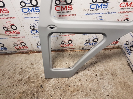 Ford 6610, 6710, 7710, 8210 Q Cab Door Frame Lhs New D8nn9420125bc - Uks ja varuosad: pilt 2 Ford 6610, 6710, 7710, 8210 Q Cab Door Frame Lhs New D8nn9420125bc - Uks ja varuosad: pilt 2