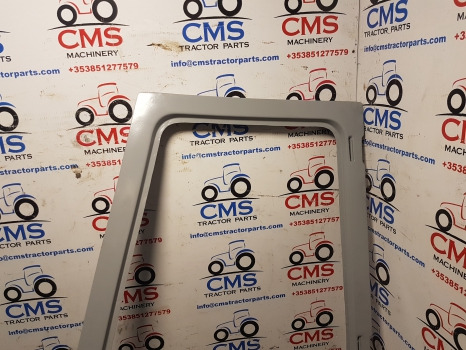 Ford 6610, 6710, 7710, 8210 Q Cab Door Frame Lhs New D8nn9420125bc - Uks ja varuosad: pilt 4 Ford 6610, 6710, 7710, 8210 Q Cab Door Frame Lhs New D8nn9420125bc - Uks ja varuosad: pilt 4