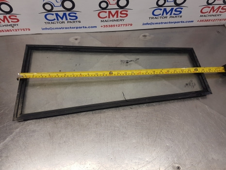 Ford 6610, 6710 Ap Cab Knee Glass Lhs 83931986, E2nn94000r69aa - Aken ja varuosad: pilt 4 Ford 6610, 6710 Ap Cab Knee Glass Lhs 83931986, E2nn94000r69aa - Aken ja varuosad: pilt 4