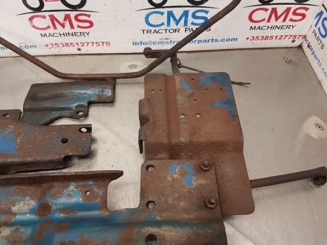 Ford 6610, 7710, Battery Support And Pannel Support E4nn16b814cb, E5nn10769aa - Aku - Traktor: pilt 3 Ford 6610, 7710, Battery Support And Pannel Support E4nn16b814cb, E5nn10769aa - Aku - Traktor: pilt 3