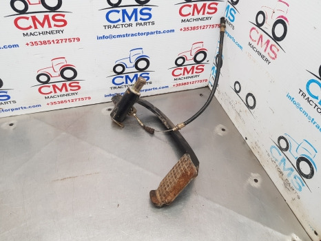 Ford 6635, 35, L, Tl, T5000, Tla, Tle, Clutch Pedal 5175711 - Sidur ja varuosad - Põllutööseade: pilt 2 Ford 6635, 35, L, Tl, T5000, Tla, Tle, Clutch Pedal 5175711 - Sidur ja varuosad - Põllutööseade: pilt 2