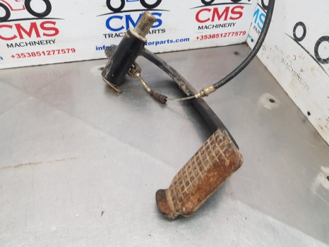 Ford 6635, 35, L, Tl, T5000, Tla, Tle, Clutch Pedal 5175711 - Sidur ja varuosad - Põllutööseade: pilt 3 Ford 6635, 35, L, Tl, T5000, Tla, Tle, Clutch Pedal 5175711 - Sidur ja varuosad - Põllutööseade: pilt 3