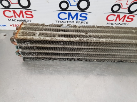 Ford 6635, 4635, 4835, 5635, 6635, 7635 Evaporator 5178593 - Kliimaseadme osa: pilt 4 Ford 6635, 4635, 4835, 5635, 6635, 7635 Evaporator 5178593 - Kliimaseadme osa: pilt 4