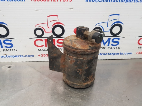 Ford 7610, 10 ,tw Series Super Q Cab Receiver Drier E4nn19825ab, E4nn19825aa - Kliimaseadme osa: pilt 3 Ford 7610, 10 ,tw Series Super Q Cab Receiver Drier E4nn19825ab, E4nn19825aa - Kliimaseadme osa: pilt 3
