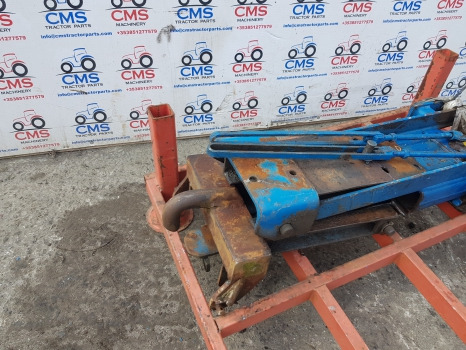 Ford 7610, 6610, 7710, 10 Series, Pick Up Hitch Complete Edpne967b - Raam/ Konstruktsioon: pilt 3 Ford 7610, 6610, 7710, 10 Series, Pick Up Hitch Complete Edpne967b - Raam/ Konstruktsioon: pilt 3