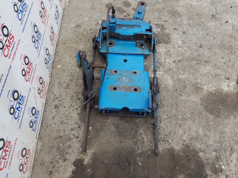 Ford 7740, 40 Series, Pick Up Hitch Complete E9nne936ab12b, 81875162 - Raam/ Konstruktsioon: pilt 4 Ford 7740, 40 Series, Pick Up Hitch Complete E9nne936ab12b, 81875162 - Raam/ Konstruktsioon: pilt 4