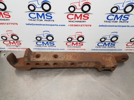 Ford 7740, 8240, 40 Series, Drawbar, Draw Bar 85201458 - Raam/ Konstruktsioon: pilt 4 Ford 7740, 8240, 40 Series, Drawbar, Draw Bar 85201458 - Raam/ Konstruktsioon: pilt 4