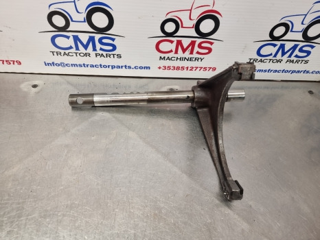 Ford 7840, 7740, 40 Series, Transmission Control Fork F0nn7230ca, 81863902 - Jõuülekanne: pilt 3 Ford 7840, 7740, 40 Series, Transmission Control Fork F0nn7230ca, 81863902 - Jõuülekanne: pilt 3