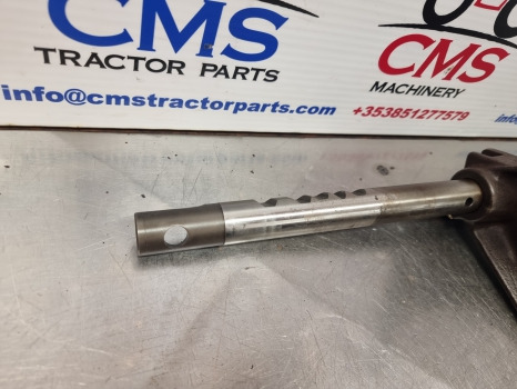 Ford 7840, 7740, 40 Series, Transmission Control Fork F0nn7230ca, 81863902 - Jõuülekanne: pilt 4 Ford 7840, 7740, 40 Series, Transmission Control Fork F0nn7230ca, 81863902 - Jõuülekanne: pilt 4