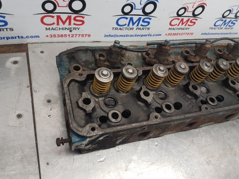 Ford 8210, Tw5, 7810, 7910, 8530 Engine Cylinder Head D9nn6049fb - Mootori pea - Põllutööseade: pilt 4 Ford 8210, Tw5, 7810, 7910, 8530 Engine Cylinder Head D9nn6049fb - Mootori pea - Põllutööseade: pilt 4