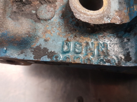 Ford 8210, Tw5, 7810, 7910, 8530 Engine Cylinder Head D9nn6049fb - Mootori pea - Põllutööseade: pilt 5 Ford 8210, Tw5, 7810, 7910, 8530 Engine Cylinder Head D9nn6049fb - Mootori pea - Põllutööseade: pilt 5
