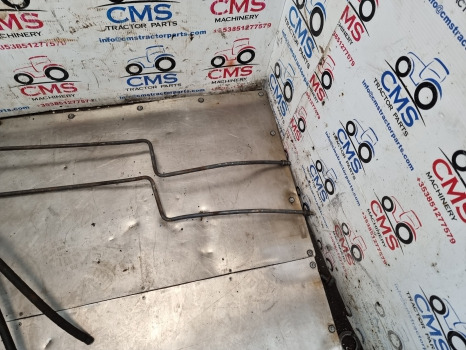 Ford 8340, 7840, 8240, Transmission Oil Cooler Pipes, Tubes 82006300, 82016764 - Radiaator: pilt 3 Ford 8340, 7840, 8240, Transmission Oil Cooler Pipes, Tubes 82006300, 82016764 - Radiaator: pilt 3