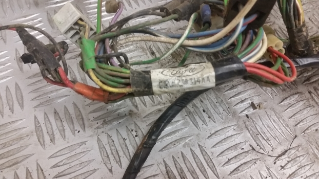 Ford Digger, Backhoe Loader 655, 550, 555 Fuse Box With Cab Electrical Wiring - Kaablid/ Juhtmestik - Ekskavaator-laadur: pilt 5 Ford Digger, Backhoe Loader 655, 550, 555 Fuse Box With Cab Electrical Wiring - Kaablid/ Juhtmestik - Ekskavaator-laadur: pilt 5