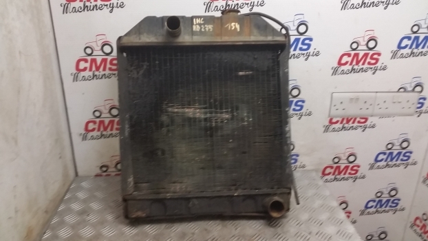 Ford Engine Water Cooling Radiator 2 - Radiaator - Traktor: pilt 1 Ford Engine Water Cooling Radiator 2 - Radiaator - Traktor: pilt 1