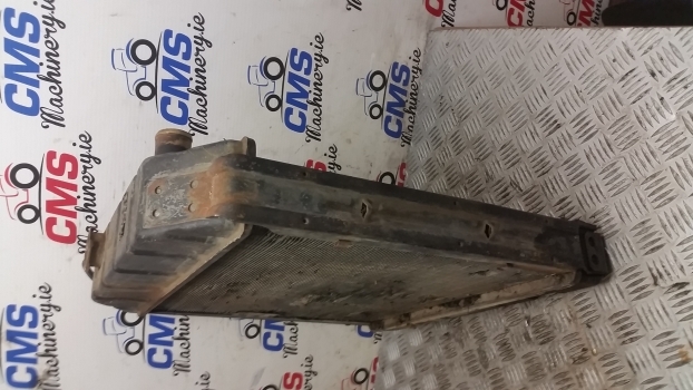 Ford Engine Water Cooling Radiator 2 - Radiaator - Traktor: pilt 4 Ford Engine Water Cooling Radiator 2 - Radiaator - Traktor: pilt 4
