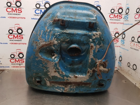 Ford Fordson Major Fuel Tank Original E1addn9002b - Kütusepaak: pilt 5 Ford Fordson Major Fuel Tank Original E1addn9002b - Kütusepaak: pilt 5