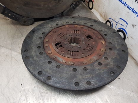 Ford New Holland 40, Ts Sl 12x12 7740 Clutch Pressure Plate 82011590, 133024510 - Sidur ja varuosad - Põllutööseade: pilt 3 Ford New Holland 40, Ts Sl 12x12 7740 Clutch Pressure Plate 82011590, 133024510 - Sidur ja varuosad - Põllutööseade: pilt 3