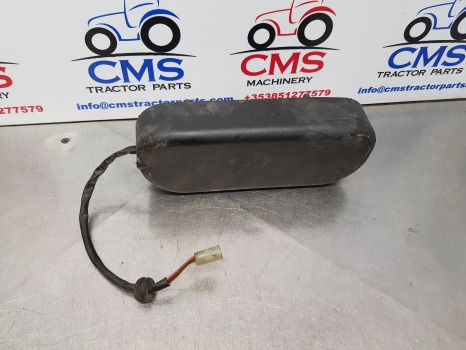 Ford New Holland Fiat Case 40, Tm, Ts, 60, M, Mxm Rear Wiper Motor 82009353 - Klaasipuhasti: pilt 4 Ford New Holland Fiat Case 40, Tm, Ts, 60, M, Mxm Rear Wiper Motor 82009353 - Klaasipuhasti: pilt 4
