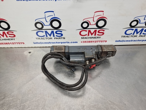 Ford New Holland Ts, 40, 60 Hydraulic Lift Valve 54155-a, F0nnr921ab, 82011395 - Hüdraulika: pilt 1 Ford New Holland Ts, 40, 60 Hydraulic Lift Valve 54155-a, F0nnr921ab, 82011395 - Hüdraulika: pilt 1