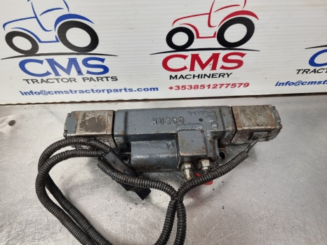 Ford New Holland Ts, 40, 60 Hydraulic Lift Valve 54155-a, F0nnr921ab, 82011395 - Hüdraulika: pilt 4 Ford New Holland Ts, 40, 60 Hydraulic Lift Valve 54155-a, F0nnr921ab, 82011395 - Hüdraulika: pilt 4