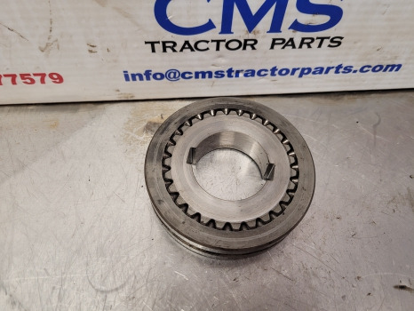 Ford Tw 20 Coupling Sliding Gear Assy D8nn7n072aa, E6nn7n072ca, 83959166 - Jõuülekanne: pilt 2 Ford Tw 20 Coupling Sliding Gear Assy D8nn7n072aa, E6nn7n072ca, 83959166 - Jõuülekanne: pilt 2