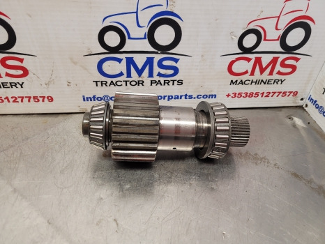 Ford Tw, 30 Series Tw10, Tw15, Tw20, 8530, 8630 Output Shaft D6nn7061a - Jõuülekanne: pilt 1 Ford Tw, 30 Series Tw10, Tw15, Tw20, 8530, 8630 Output Shaft D6nn7061a - Jõuülekanne: pilt 1