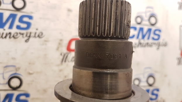 Jõuülekanne - Traktor Ford Tw, 30 Series Tw10, Tw15, Tw20, Tw30, Tw35 Output Shaft D6nn7061a: pilt 6