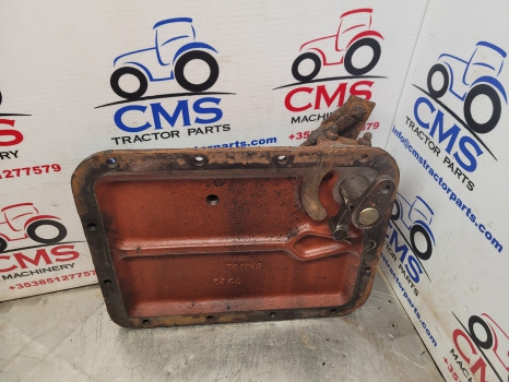 Ford Tw, 30 Series Tw20, Tw15, Tw5, 8530 Transmission Top Cover Plate D8nn7222ab - Jõuülekanne: pilt 4 Ford Tw, 30 Series Tw20, Tw15, Tw5, 8530 Transmission Top Cover Plate D8nn7222ab - Jõuülekanne: pilt 4