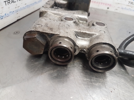 Ford Tw, Ts, 40, 10, 7840 Series Hydraulic Spool Coupling E9nnr963ab , 87382001 - Hüdraulika - Traktor: pilt 4 Ford Tw, Ts, 40, 10, 7840 Series Hydraulic Spool Coupling E9nnr963ab , 87382001 - Hüdraulika - Traktor: pilt 4
