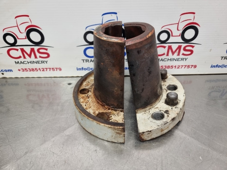 Ford Tw15, Tw10, Tw20, Wheel Wedges Pair D6nn1n035a, D9nn1n036aa - Velg - Traktor: pilt 2 Ford Tw15, Tw10, Tw20, Wheel Wedges Pair D6nn1n035a, D9nn1n036aa - Velg - Traktor: pilt 2