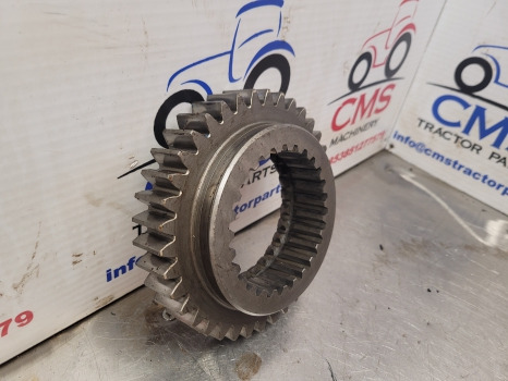Ford Tw15, Tw20, 8530, 8630 Transmission Coupling Gear Z38 D8nn7106ba, 83913519 - Jõuülekanne: pilt 2 Ford Tw15, Tw20, 8530, 8630 Transmission Coupling Gear Z38 D8nn7106ba, 83913519 - Jõuülekanne: pilt 2