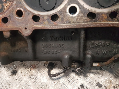 Mootor ja varuosad Hyundai Robex R140lc-9a, R160lc-9a, Engine Cylinder Head 3539605: pilt 9
