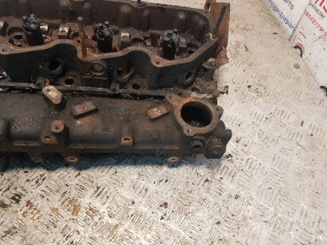 Hyundai Robex R140lc-9a, R160lc-9a, Engine Cylinder Head 3539605 - Mootor ja varuosad: pilt 3 Hyundai Robex R140lc-9a, R160lc-9a, Engine Cylinder Head 3539605 - Mootor ja varuosad: pilt 3