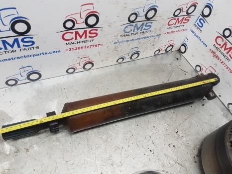 Jcb 2cx Front Axle Propeller Drive Shaft 914/42700, 914/47000 - Kardaan - Ekskavaator-laadur: pilt 4 Jcb 2cx Front Axle Propeller Drive Shaft 914/42700, 914/47000 - Kardaan - Ekskavaator-laadur: pilt 4