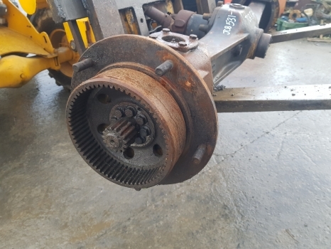 Jcb 531-70, 536-60 Rear Axle Assembly Nut 448/17302p, 448/16501p, 458/m6947 - Tagatelg - Teleskooplaadur: pilt 4 Jcb 531-70, 536-60 Rear Axle Assembly Nut 448/17302p, 448/16501p, 458/m6947 - Tagatelg - Teleskooplaadur: pilt 4