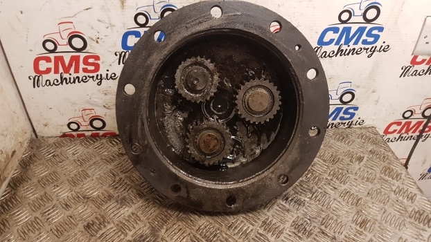 Jcb Fastrac 185-65 Front Axle Hub Cover 816/m3848, 454/02703, 458/m4231 - Esitelg - Traktor: pilt 1 Jcb Fastrac 185-65 Front Axle Hub Cover 816/m3848, 454/02703, 458/m4231 - Esitelg - Traktor: pilt 1