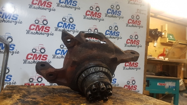 Jcb Fastrac 185-65 Front Axle Swivel Housing Rhs 454/05303, 454/05302, 454/05301 - Esitelg - Traktor: pilt 3 Jcb Fastrac 185-65 Front Axle Swivel Housing Rhs 454/05303, 454/05302, 454/05301 - Esitelg - Traktor: pilt 3