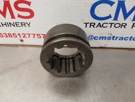 John Deere 1950 Differential Lock Shift Collar R51501, L32569 - Diferentsiaalvarustus - Traktor: pilt 3 John Deere 1950 Differential Lock Shift Collar R51501, L32569 - Diferentsiaalvarustus - Traktor: pilt 3