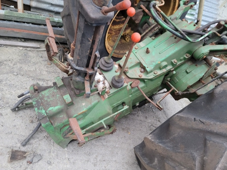 John Deere 2130 Transmission Gearbox For Parts Complete Backend Pto, Differential, Bevel Gear - Käigukast: pilt 2 John Deere 2130 Transmission Gearbox For Parts Complete Backend Pto, Differential, Bevel Gear - Käigukast: pilt 2
