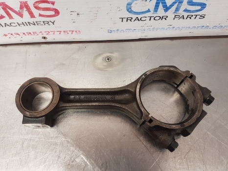 John Deere 2140, 2040, 2650, 2850 Engine Con Rod Re42733, R80032, R113612 - Ühendusvarras - Traktor: pilt 2 John Deere 2140, 2040, 2650, 2850 Engine Con Rod Re42733, R80032, R113612 - Ühendusvarras - Traktor: pilt 2