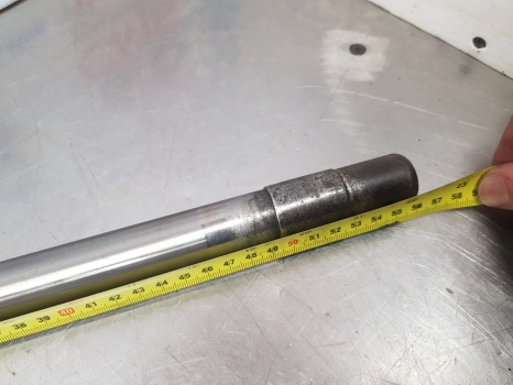 John Deere 3130 , 3030, 3120, 3135, 2840, Torsion Shaft L26940 - Raam/ Konstruktsioon: pilt 4 John Deere 3130 , 3030, 3120, 3135, 2840, Torsion Shaft L26940 - Raam/ Konstruktsioon: pilt 4