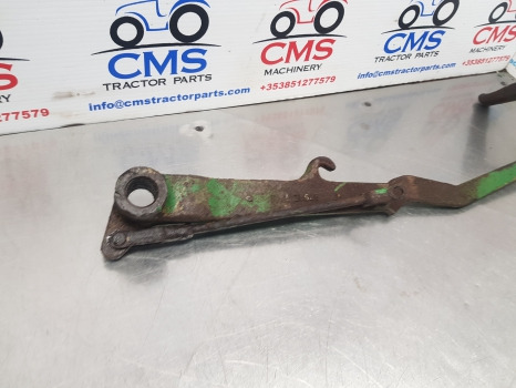 John Deere 3130, 3030, 3135, Clutch Pedal Al23101, L28645 - Sidur ja varuosad - Põllutööseade: pilt 3 John Deere 3130, 3030, 3135, Clutch Pedal Al23101, L28645 - Sidur ja varuosad - Põllutööseade: pilt 3
