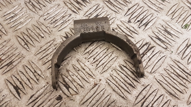 John Deere 40, 50 Series 2040, 2140, 3050, 3350 Differential Lock Fork L36198 - Diferentsiaalvarustus - Traktor: pilt 2 John Deere 40, 50 Series 2040, 2140, 3050, 3350 Differential Lock Fork L36198 - Diferentsiaalvarustus - Traktor: pilt 2