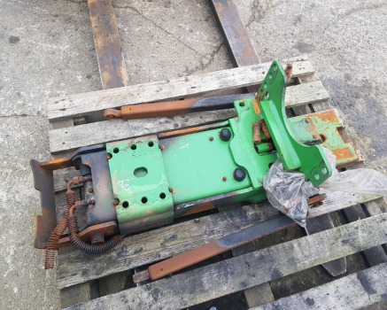 John Deere 6000 Series 6230 Pick Up Hitch For Parts Al171102, Al212818, Al222240 - Raam/ Konstruktsioon: pilt 3 John Deere 6000 Series 6230 Pick Up Hitch For Parts Al171102, Al212818, Al222240 - Raam/ Konstruktsioon: pilt 3