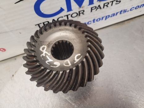 John Deere 6010, 6020, 6030, Se Series Transmission Gear Z29l155244 - Jõuülekanne: pilt 2 John Deere 6010, 6020, 6030, Se Series Transmission Gear Z29l155244 - Jõuülekanne: pilt 2