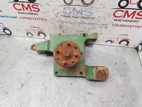 John Deere 6010, Se6010 Series 6610 Fan Support Bracket L111294 - Puhur - Traktor: pilt 1 John Deere 6010, Se6010 Series 6610 Fan Support Bracket L111294 - Puhur - Traktor: pilt 1
